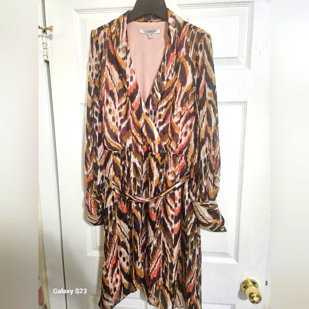 Julia Jordan Long Sleeve Abstract Dress - Pink, Brown, Black Deep Cleavage